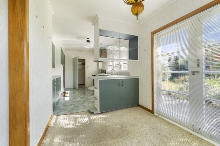 Photo of property in 53 Glengarry Road, Glen Eden, Auckland, 0602