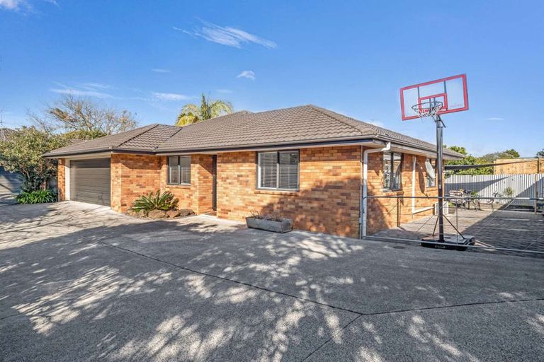 Photo of property in 3a Kaiwaka Road, Waiuku, 2123