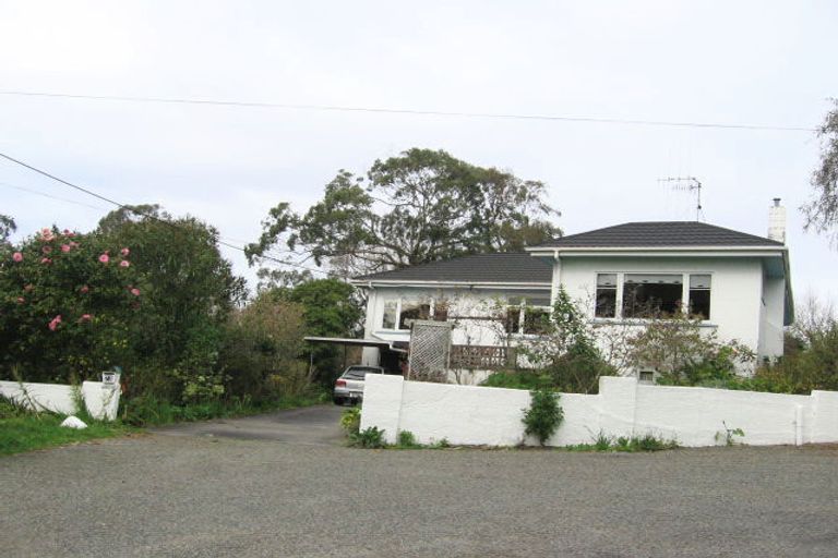 Photo of property in 73 Atawhai Road, Fitzherbert, Palmerston North, 4410
