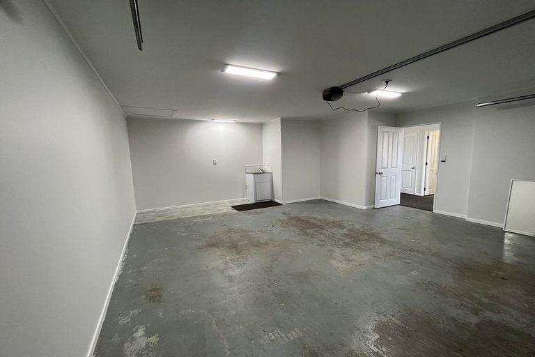 Photo of property in 2/7 Marbeth Court, Botany Downs, Auckland, 2010