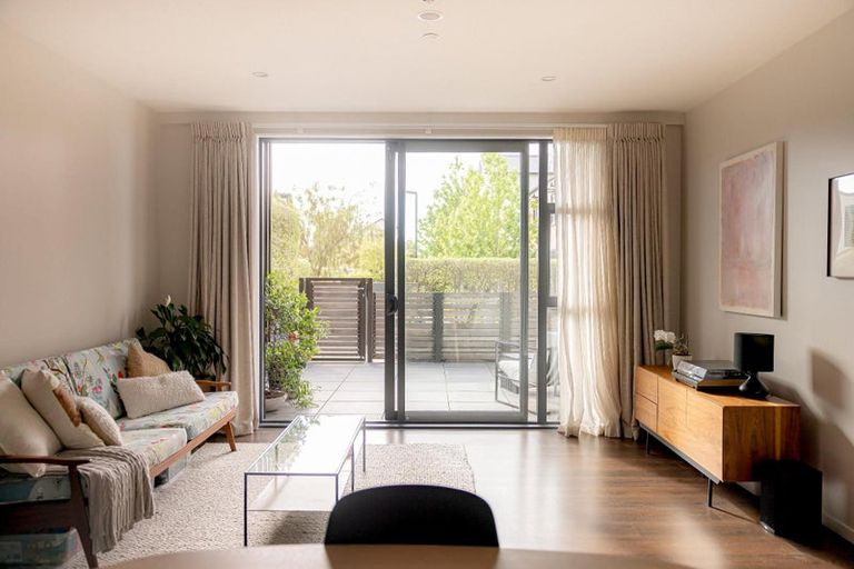 Photo of property in 1/2g Onekiritea Road, Hobsonville, Auckland, 0616