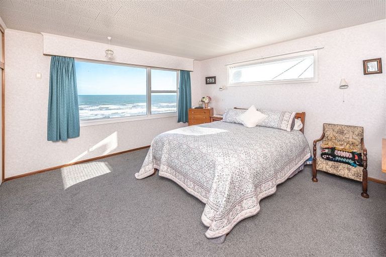 Photo of property in 8 Kapiti Terrace, Castlecliff, Whanganui, 4501