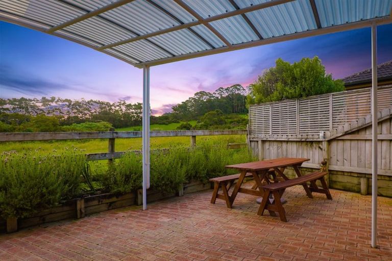 Photo of property in 68 South Kensington Way, Henderson, Auckland, 0612