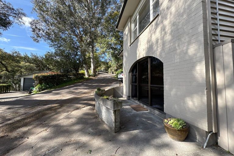 Photo of property in 10 Sherwood Lane, Cashmere, Christchurch, 8022