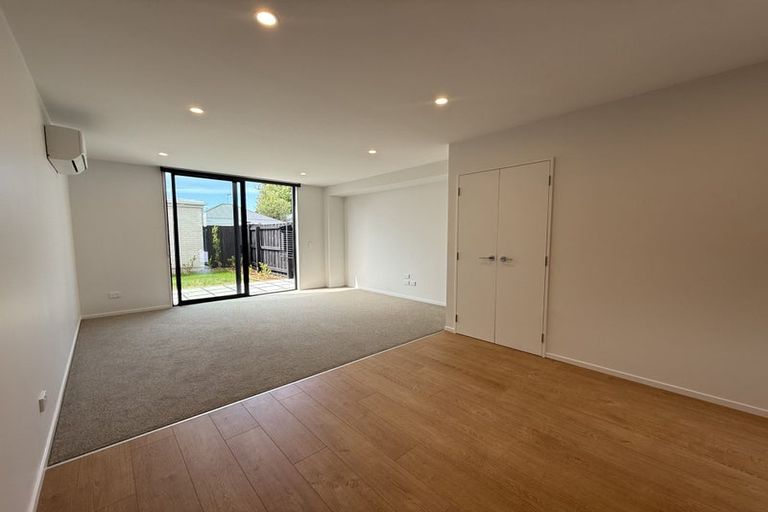 Photo of property in 88 Holly Road, St Albans, Christchurch, 8014