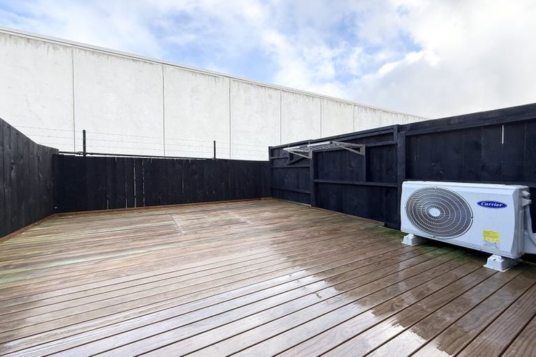 Photo of property in 16 Hinonga Loop, Silverdale, 0932