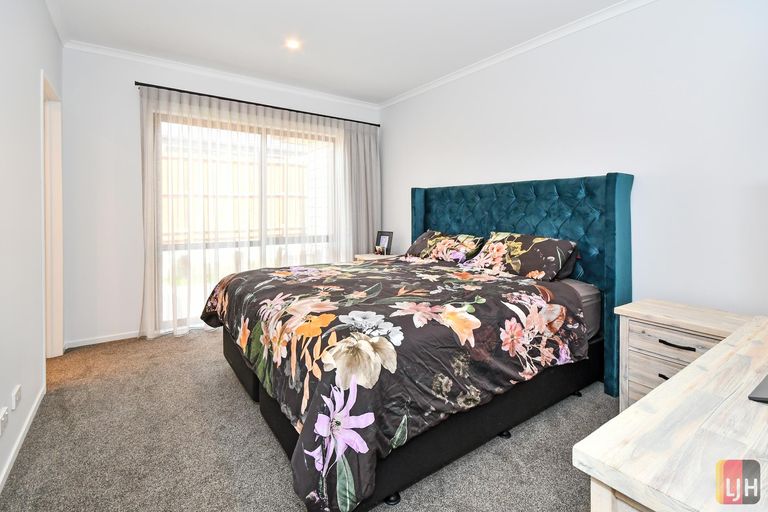 Photo of property in 60 Harriet Johnston Drive, Pokeno, 2402