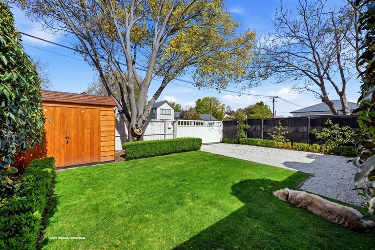 Photo of property in 33 Hawkesbury Avenue, St Albans, Christchurch, 8014