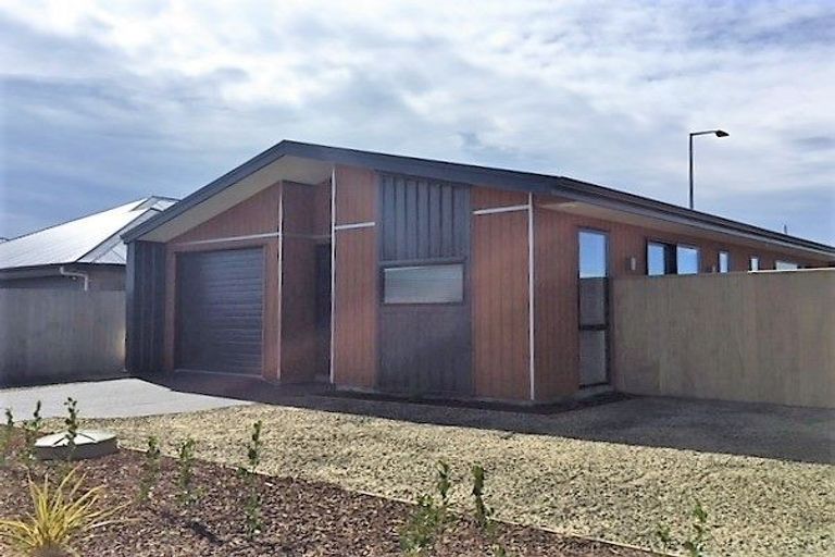 Photo of property in 27 Sharman Place, Wigram, Christchurch, 8042