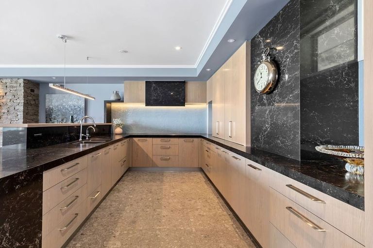 Photo of property in Quay Apartments Tower 2, 208/283 Wakefield Quay, Stepneyville, Nelson, 7010