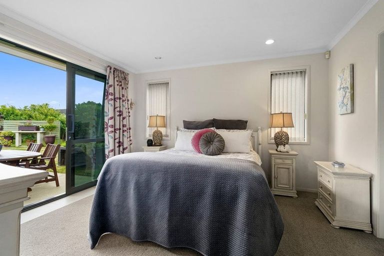 Photo of property in 12 Cotter Place, Cambridge, 3434