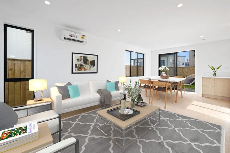 Photo of property in 29 Nga Pona Toru Road, Flat Bush, Auckland, 2019