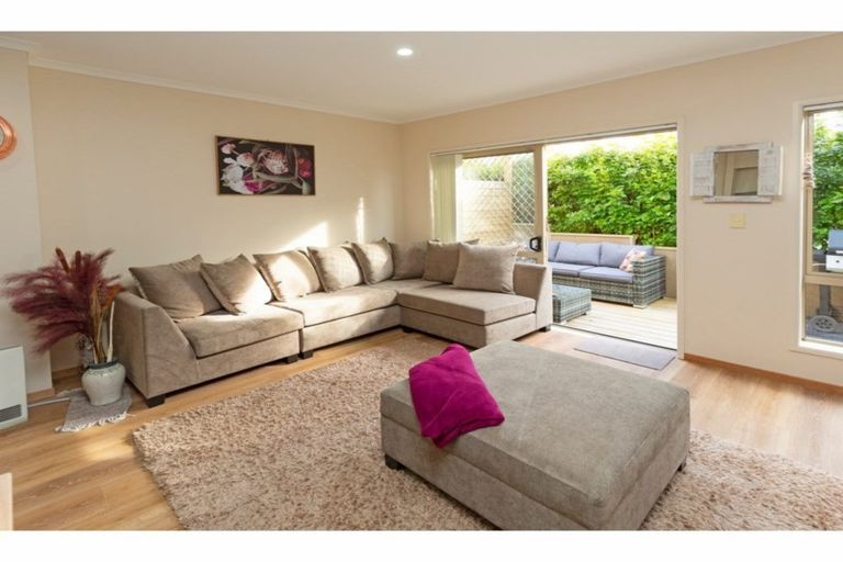 Photo of property in 34 Nautilus Drive, Gulf Harbour, Whangaparaoa, 0930
