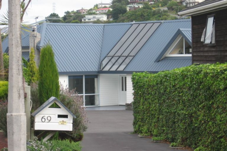 Photo of property in 69 Thatcher Crescent, Crofton Downs, Wellington, 6035