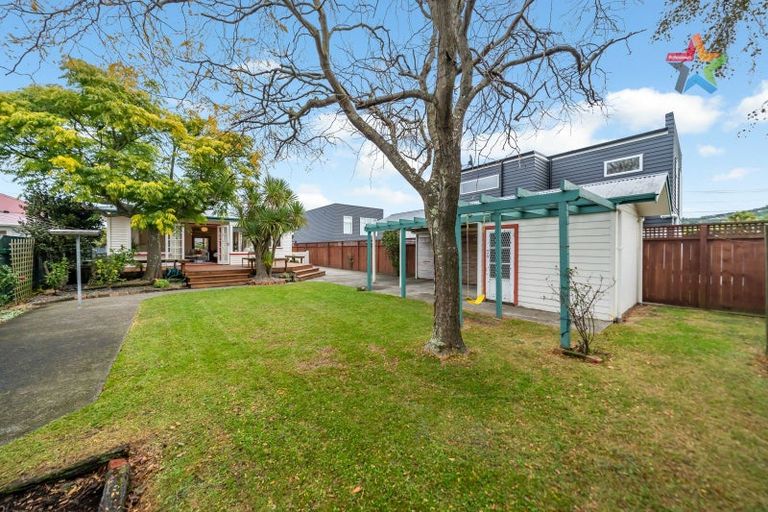 Photo of property in 21 Central Terrace, Alicetown, Lower Hutt, 5010