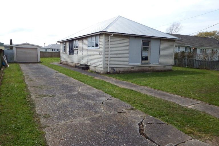 Photo of property in 15 Hereford Street, Marton, 4710