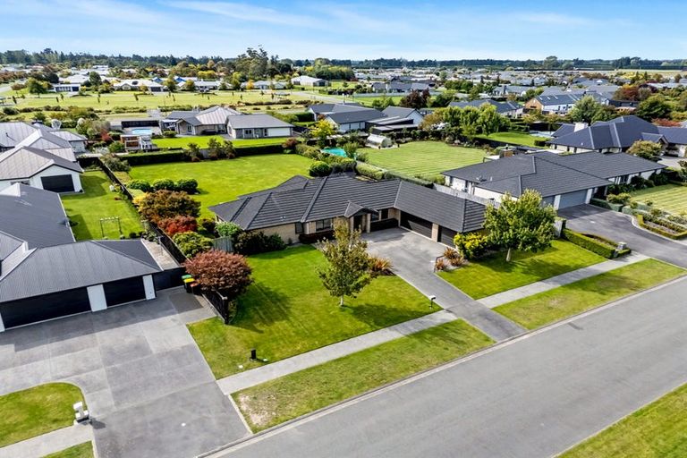 Photo of property in 3 Rossington Drive, West Melton, 7618