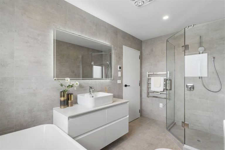 Photo of property in 22 Bendridge Street, Flat Bush, Auckland, 2019