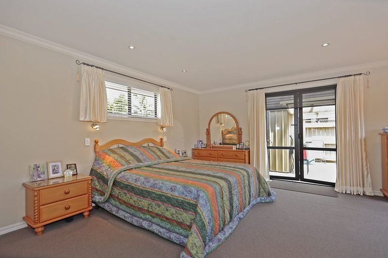 Photo of property in 5 Pompano Key, Papamoa Beach, Papamoa, 3118