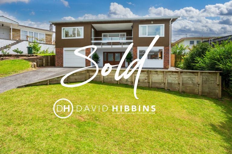 Photo of property in 10 Woodcote Drive, Glenfield, Auckland, 0629