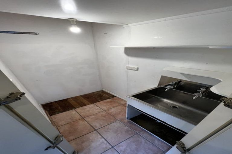 Photo of property in 162 Weraroa Road, Levin, 5510