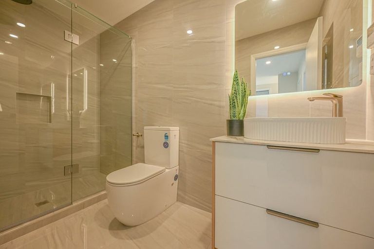 Photo of property in 89b Whitford Road, Botany Downs, 2014