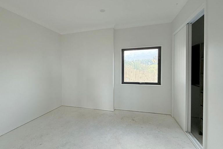 Photo of property in 30 Ridgehill Rise, Flat Bush, 2019