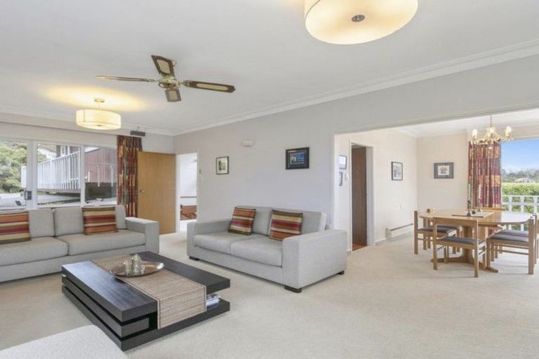 Photo of property in 46 Harbour View Road, Harbour View, Lower Hutt, 5010