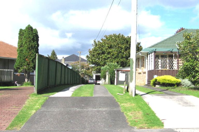 Photo of property in 47 Waipani Road, Te Atatu Peninsula, Auckland, 0610