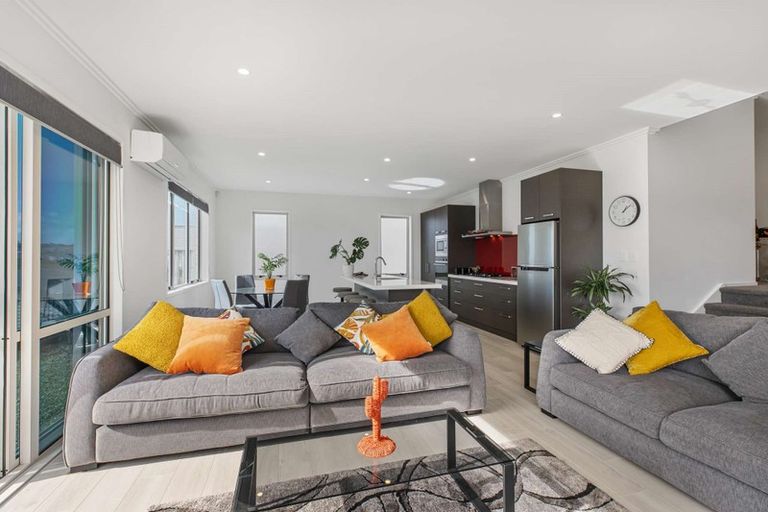 Photo of property in 16 Kiwa Crescent, Gulf Harbour, Whangaparaoa, 0930