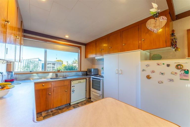 Photo of property in 145 Maytown Road, Waimate, 7978