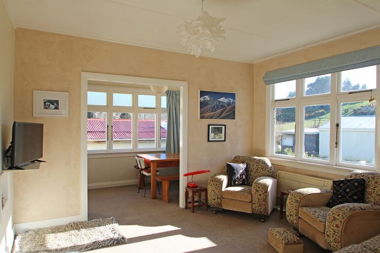 Photo of property in 5 Peaks Road, Windsor, Oamaru, 9491
