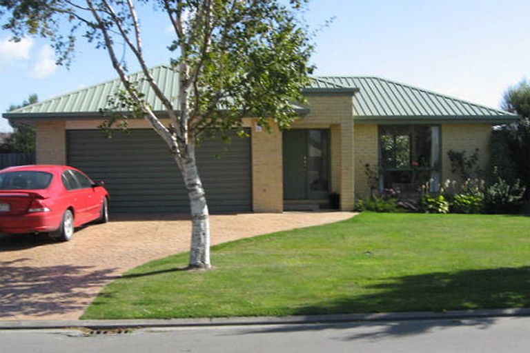 Photo of property in 26 Durrell Way, Rolleston, 7614