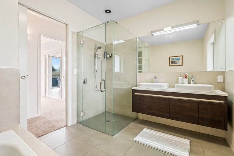 Photo of property in 100 Wingatui Road, Mosgiel, 9024