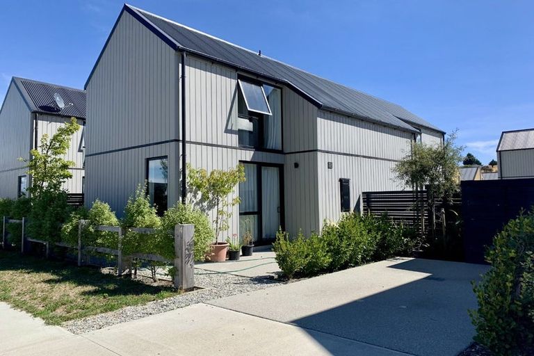 Photo of property in 4 Woolshed Road, Jacks Point, Queenstown, 9371