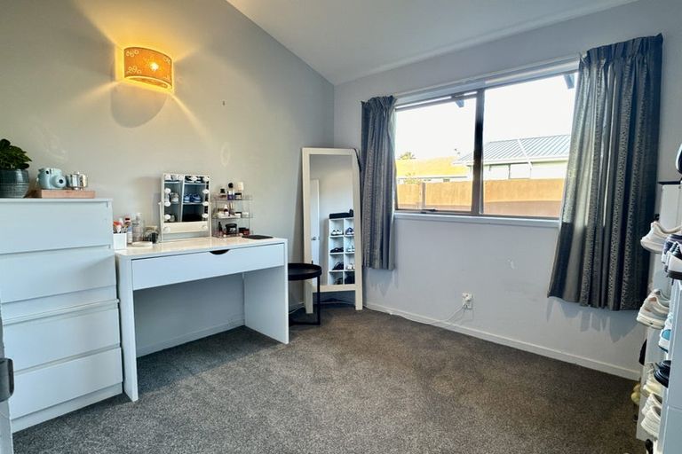 Photo of property in 4/135 Parrs Cross Road, Glen Eden, Auckland, 0612