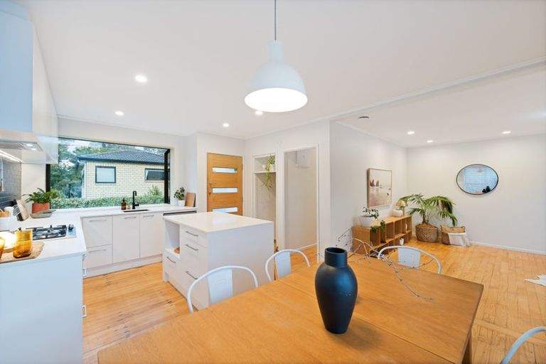 Photo of property in 26a Finlow Drive, Te Atatu South, Auckland, 0610