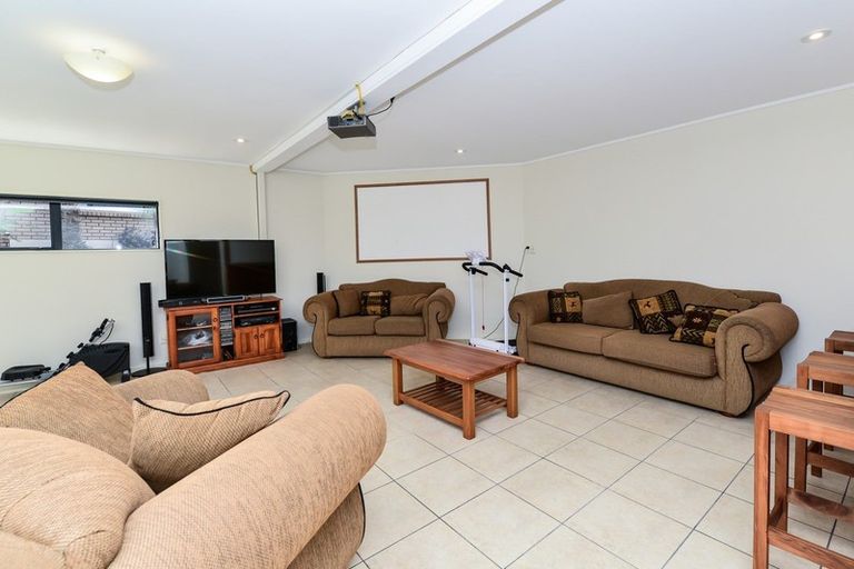 Photo of property in 19 Ashley Street, St Andrews, Hamilton, 3200