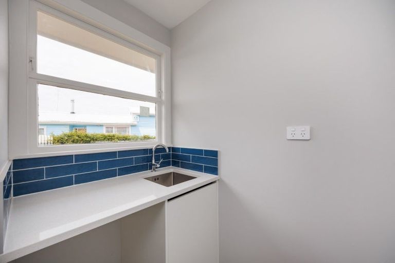 Photo of property in 2 Katene Street, West End, Palmerston North, 4412