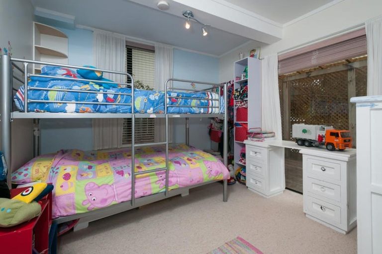 Photo of property in 30 Hythe Terrace, Mairangi Bay, Auckland, 0630