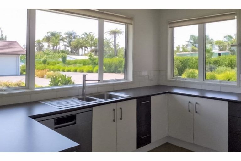 Photo of property in 2 Kuching Lane, Kerikeri, 0230