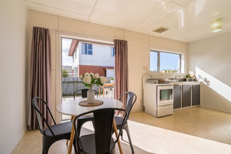 Photo of property in 11 Dick Street, South Dunedin, Dunedin, 9012