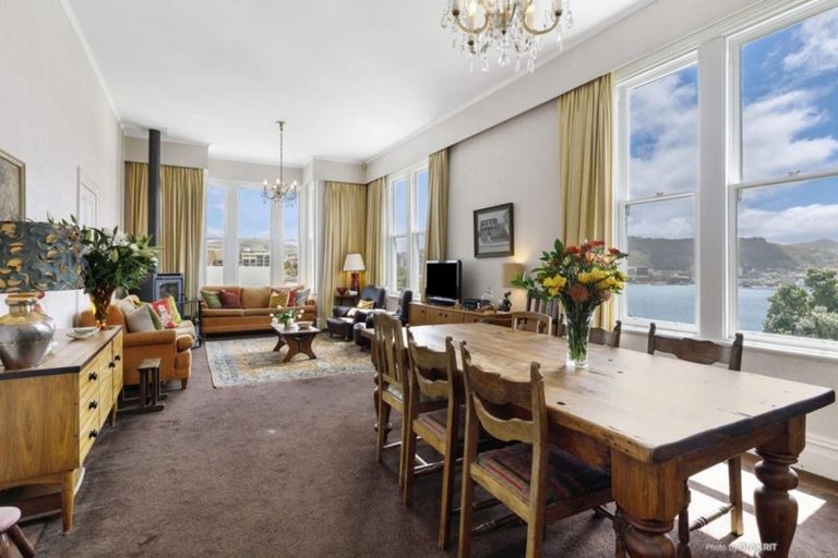 Photo of property in 33 Hay Street, Oriental Bay, Wellington, 6011