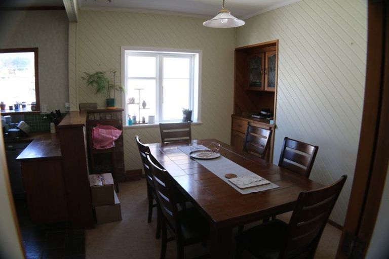 Photo of property in 65 Riverside Drive, Waiwhetu, Lower Hutt, 5010