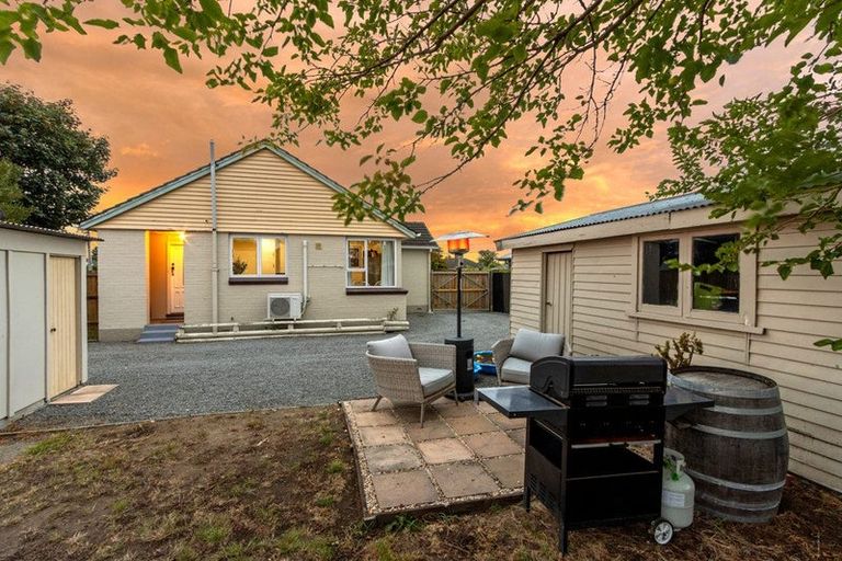 Photo of property in 24 Bournemouth Crescent, Aranui, Christchurch, 8061