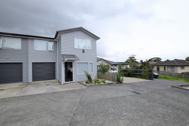 Photo of property in 1/67a Metcalfe Road, Ranui, Auckland, 0612