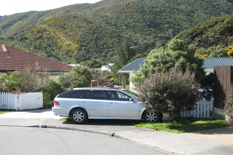 Photo of property in 28 Pollard Street, Wainuiomata, Lower Hutt, 5014