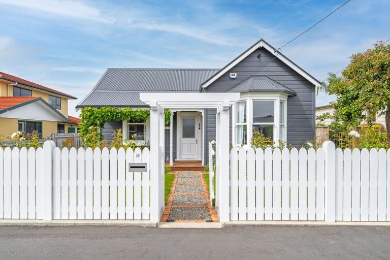 Photo of property in 39 Cole Street, Masterton, 5810
