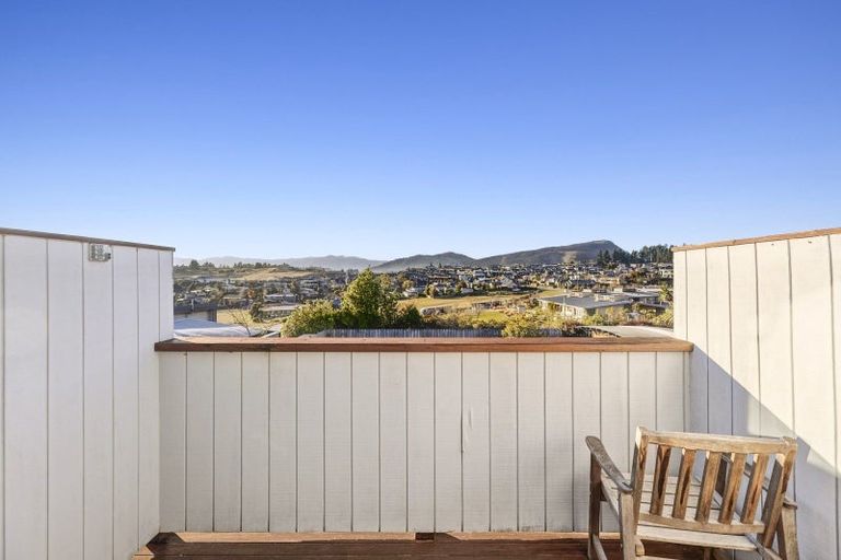 Photo of property in 49 Totara Terrace, Wanaka, 9305