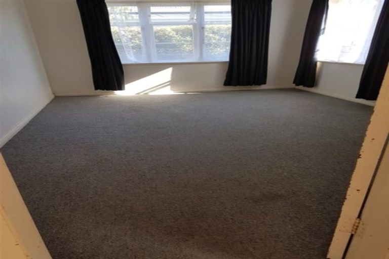 Photo of property in 18a Hay Street, Bromley, Christchurch, 8062